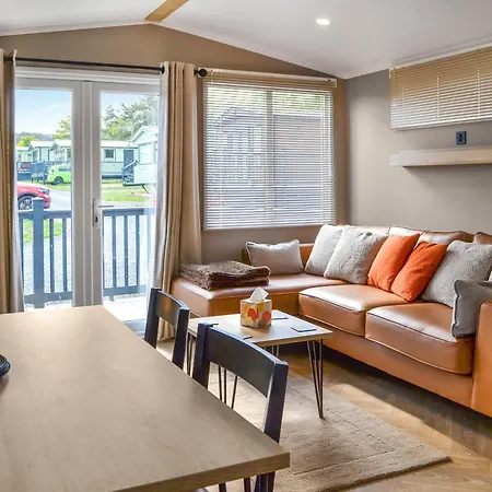 Solo's * East Heslerton